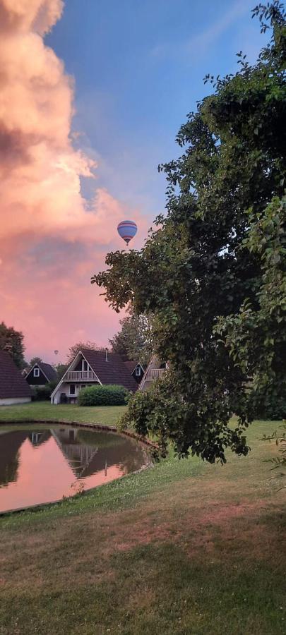 Vijverzicht 218 Met Whirlpool Gramsbergen ภายนอก รูปภาพ